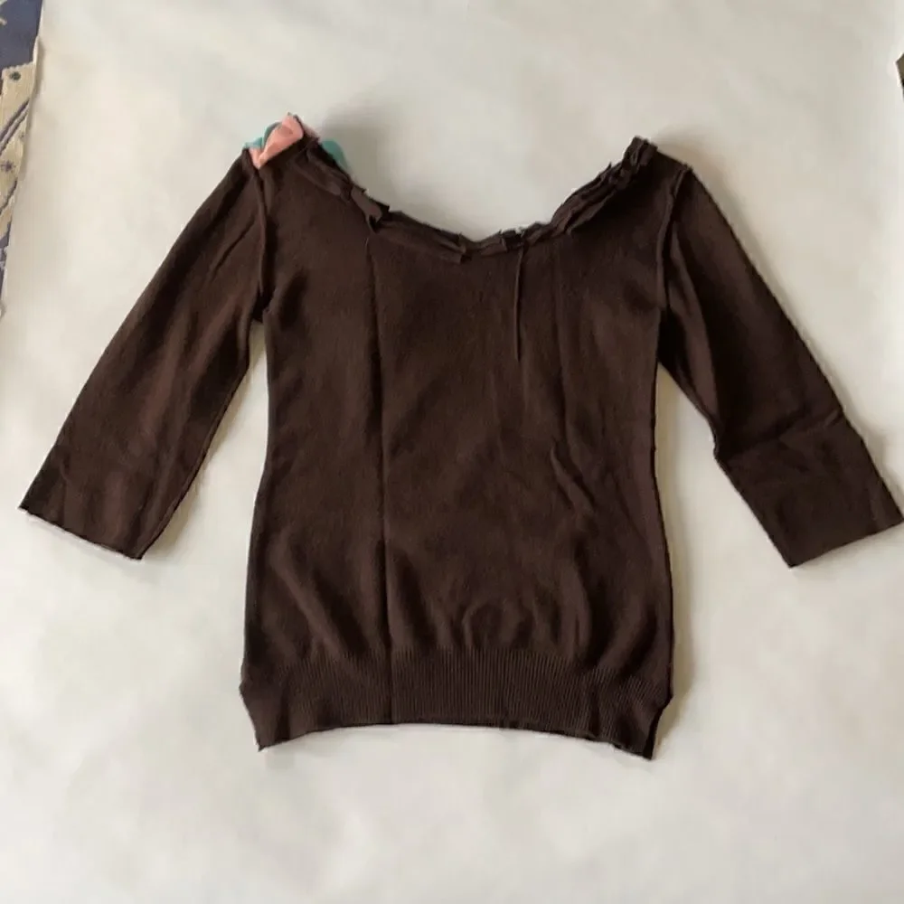 Wide Collar Sweater with Knit Flowers, 3/4 Sleeve